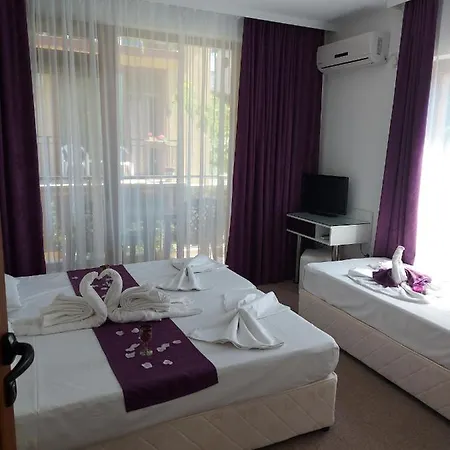 Diamond Apartment *