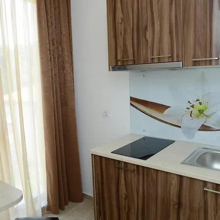 Apartament Diamond Kiten (Burgas)